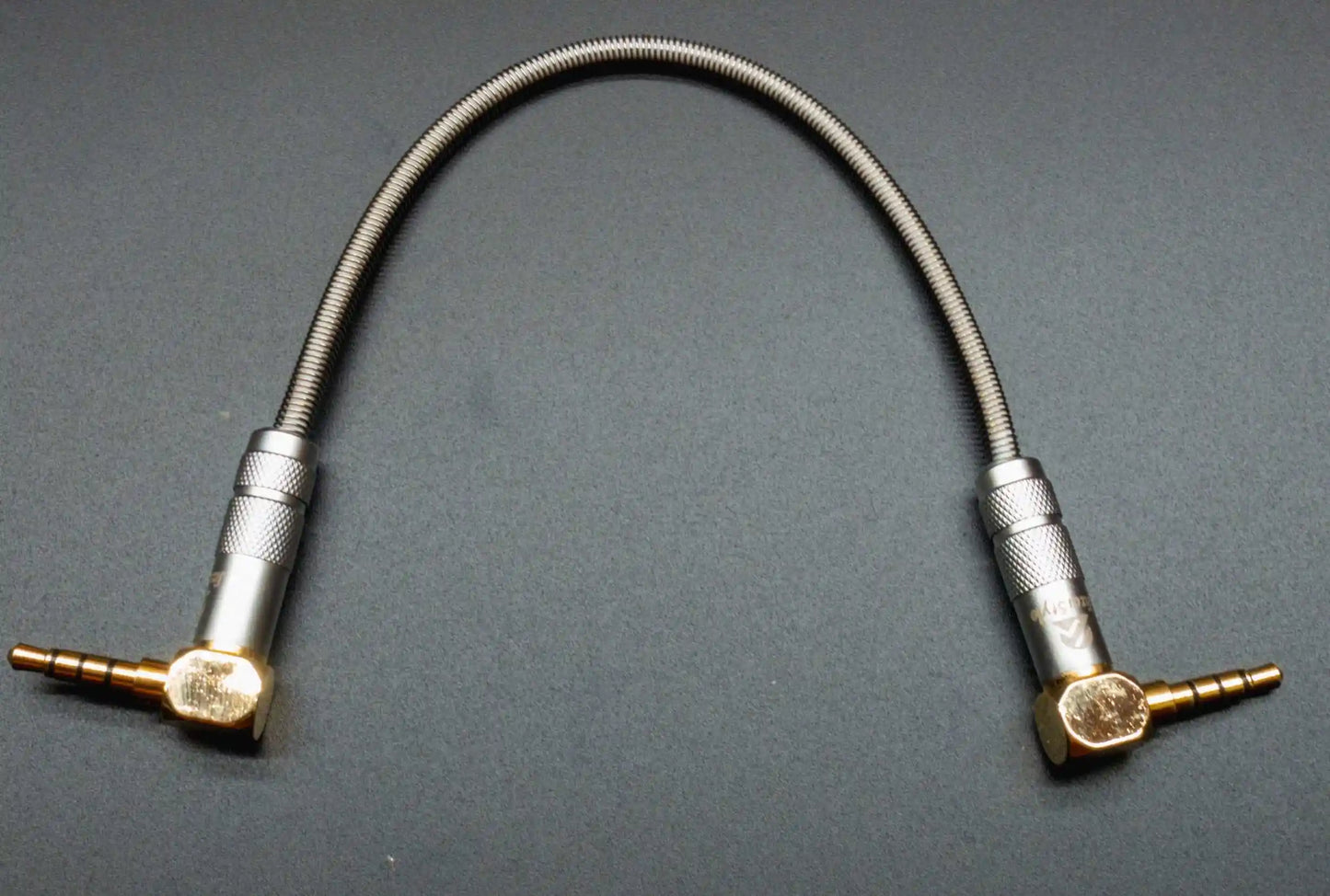 METASPIRA DENSE TRRSケーブル L型