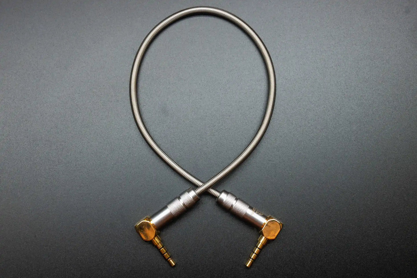 METASPIRA DENSE TRRSケーブル L型