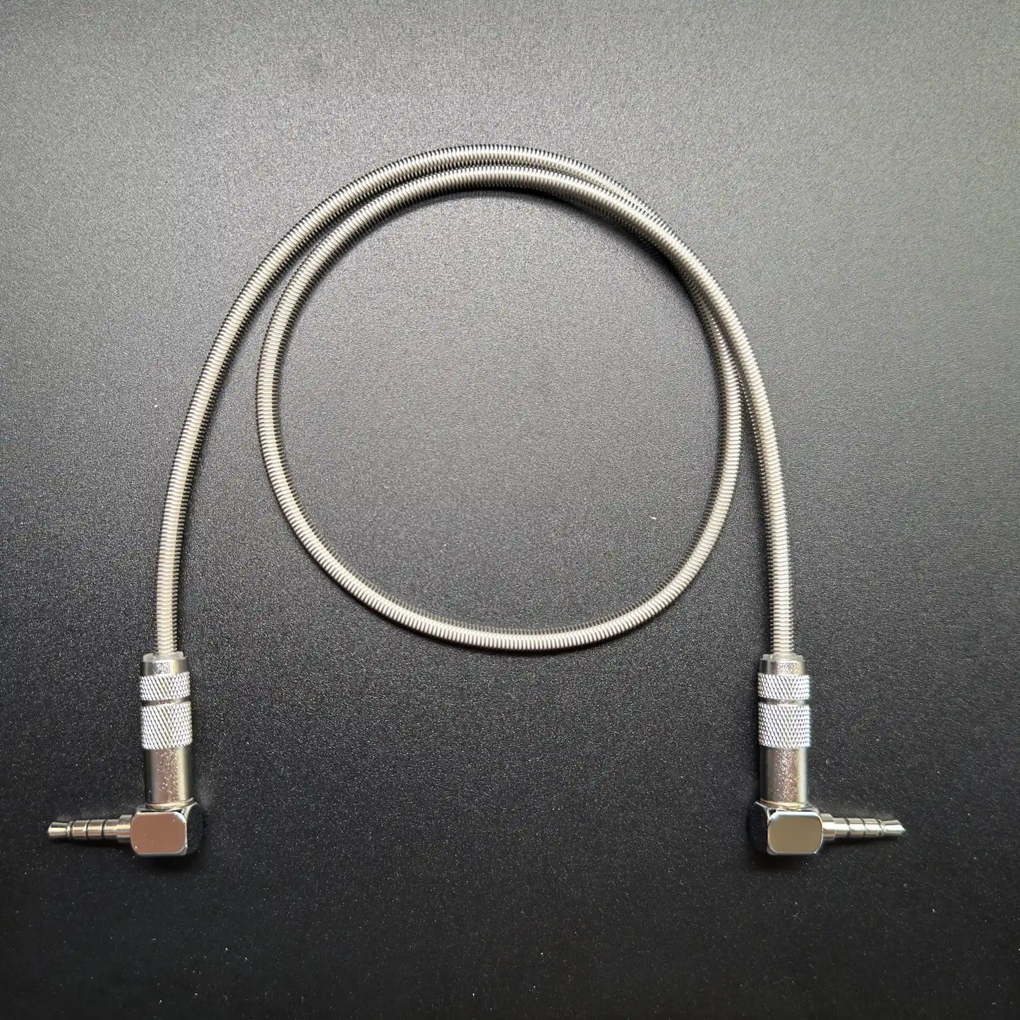 METASPIRA DENSE TRRSケーブル L型