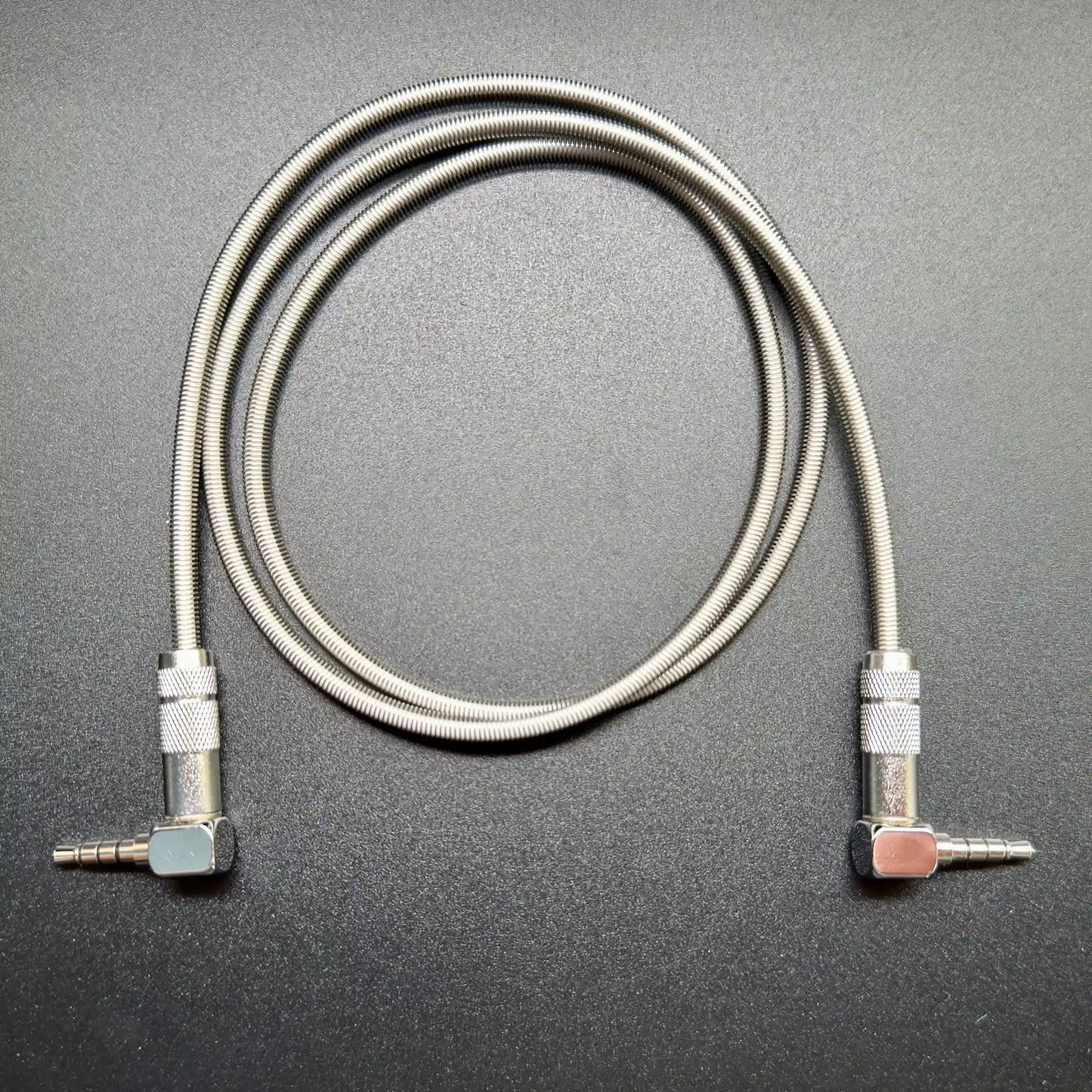 METASPIRA DENSE TRRSケーブル L型